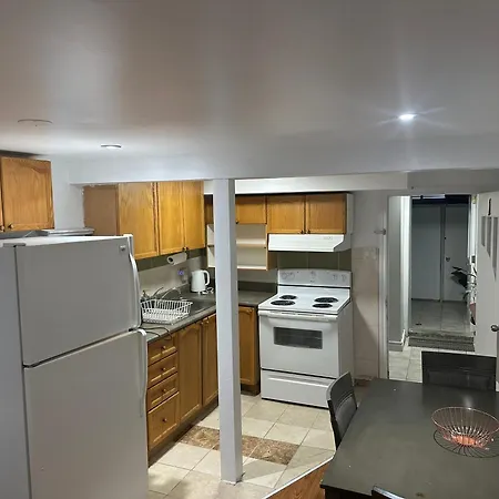Maple Stay- Private 2 Bedroom Short Term Ottawa