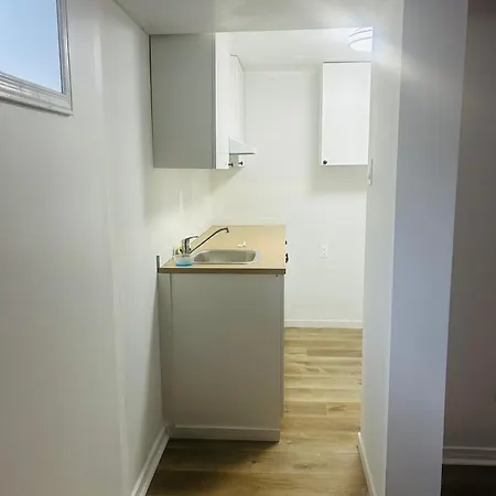 Homestay Macoun Ottawa