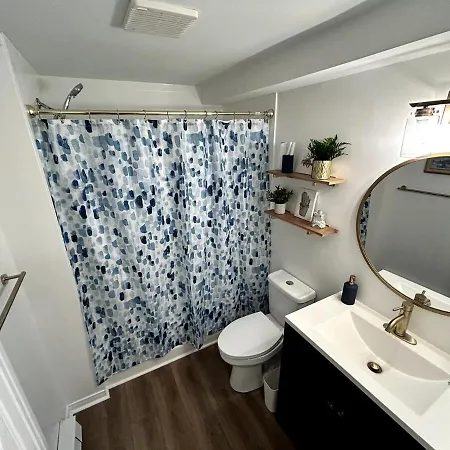 Holiday home Large 4bd In Orleans With Pool Ottawa