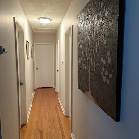 Guest house In Area Ottawa