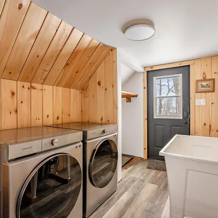 Strathmere Country Retreat * Ottawa