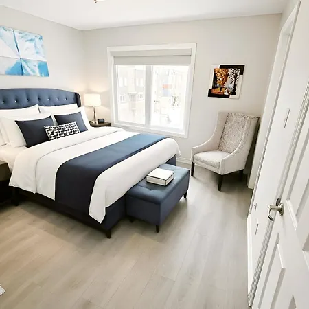 Modern 4br Townhouse Free Parking * Ottawa