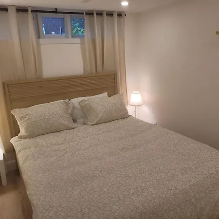 Modern 2 Bedroom Unit - River Walk Apartment
