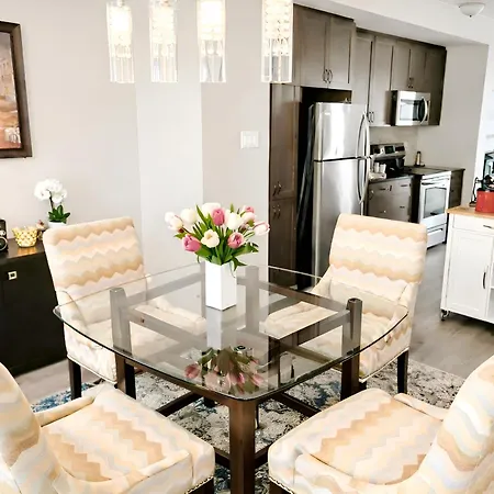 Modern 4br Townhouse Free Parking