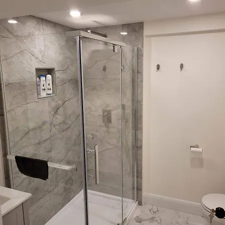 Modern 2 Bedroom Unit - River Walk * Ottawa