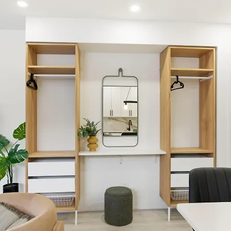 New Modern 1br Basement Near Downtown Free Parking Apartment Ottawa