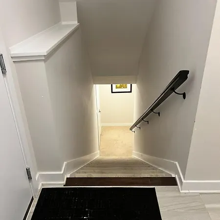 Basement With 2 Apartment Ottawa