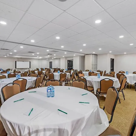Quality Inn Ottawa
