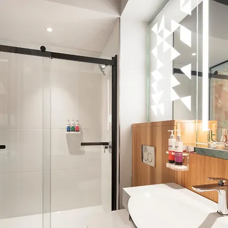 Alt Airport Hotel *