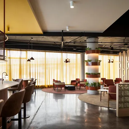 Hotel Alt Airport