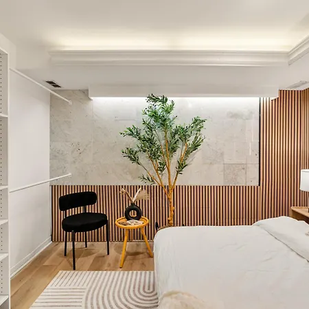 Hotel Parlour 4*