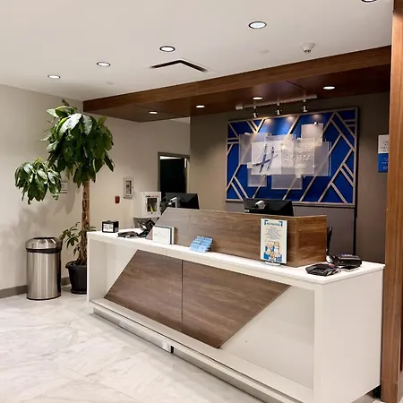 Express & West - Nepean By Ihg 2* Ottawa