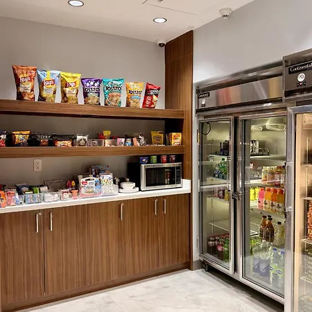 Express & West - Nepean By Ihg Hotel 2*