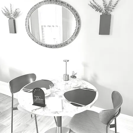 The Century House 3*