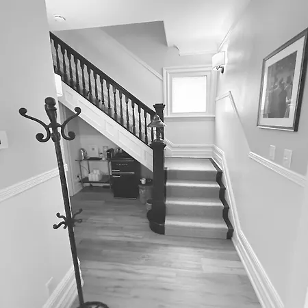 Bed & Breakfast The Century House