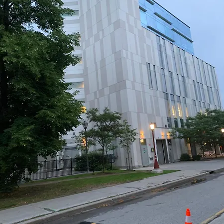 Heritage Private Across Ottawau Not Entire Apartment *