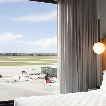 Alt Airport *