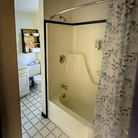 Roomsold * Ottawa