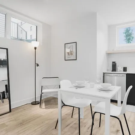 Cloud Casa Apartment Ottawa