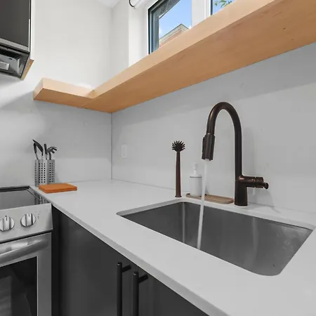 Cloud Casa Apartment Ottawa