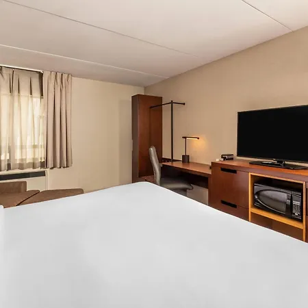 Inn Comfort Kanata West 4*