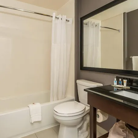 Inn Comfort Kanata West 4*