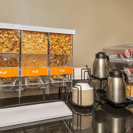 Inn Comfort Kanata West 4*