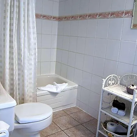 Mcgee's Bed & Breakfast 3*