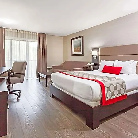 Hotel Ramada By Wyndham On The Rideau Ottawa