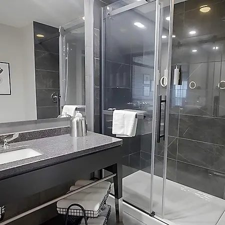 Brookstreet - West - Kanata Hotel 4*
