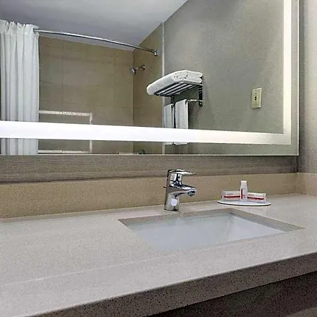 Days By Wyndham Hotel 3*