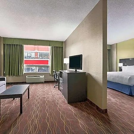 Days By Wyndham Ottawa