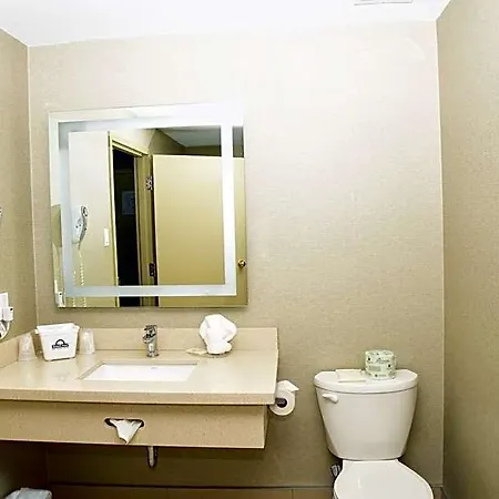 Hotel Days By Wyndham Ottawa