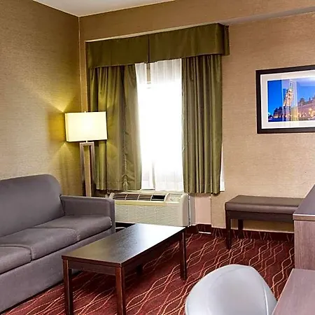 Days By Wyndham Hotel