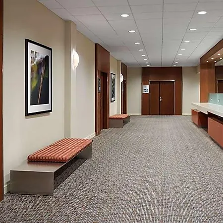 Hotel Delta By Marriott Centre Ottawa