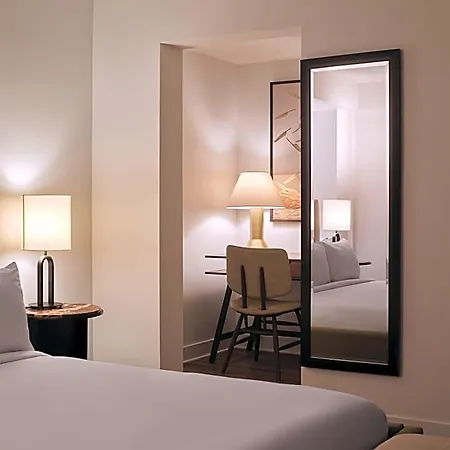 The Ora Hotel, BW Signature Collection 3* Ottawa