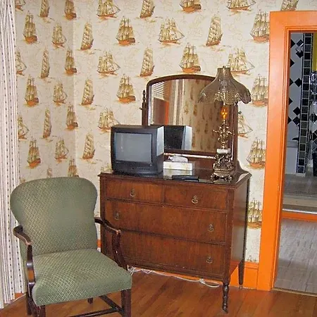 Bed & Breakfast Des Arts 2*