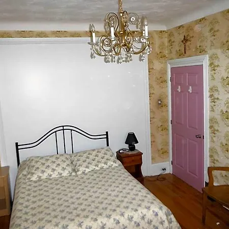 Des Arts Bed & Breakfast
