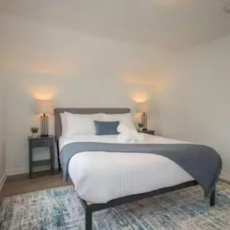 Montfort Apartment