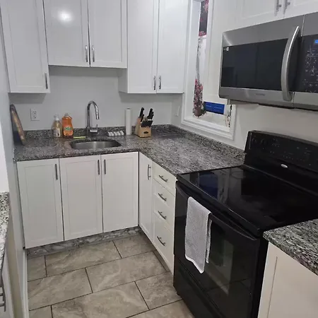 Suitestay * Ottawa