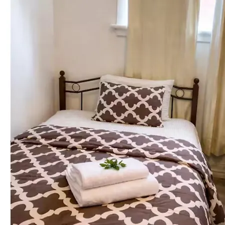 Private 200 Meters To Ottawau Homestay Ottawa