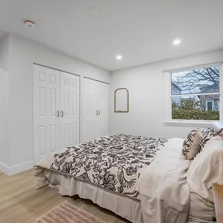 Downtown Luxury House Close To The Nature Holiday home