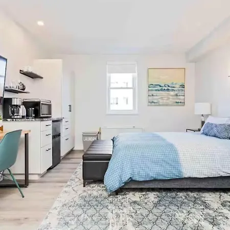Spacious Location To Explore Apartment