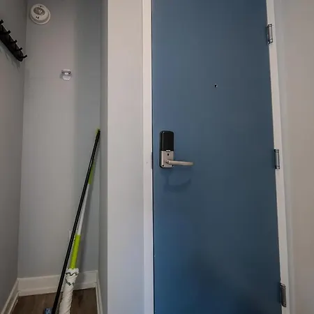 Apartment Near U With Ac Ottawa