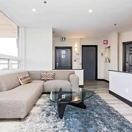 Apartment Spacious Location To Explore *