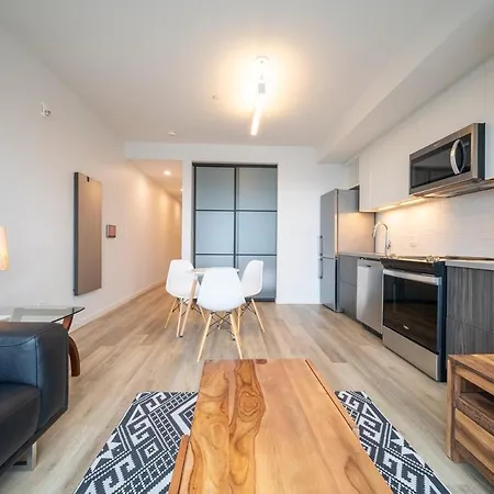 Apartment In The Heart Of Westboro Ottawa
