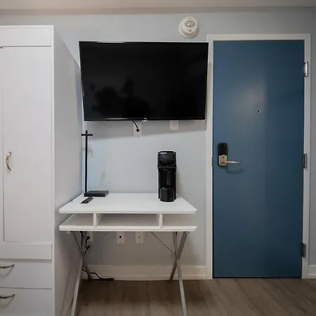 Downtown 5 Mins To U Apartment Ottawa