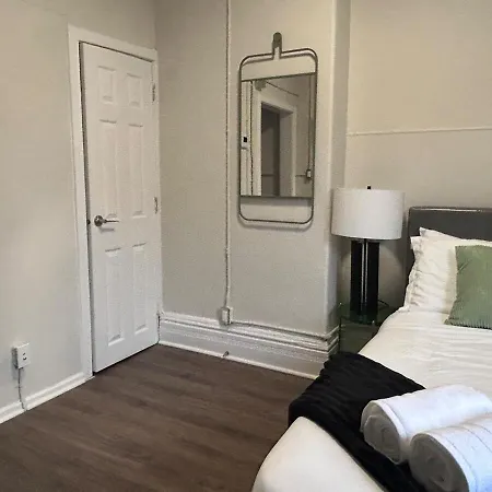 Charming Loft In Sandy Hill Near U Apartment