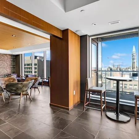Executive With Parking Dt Apartment Ottawa