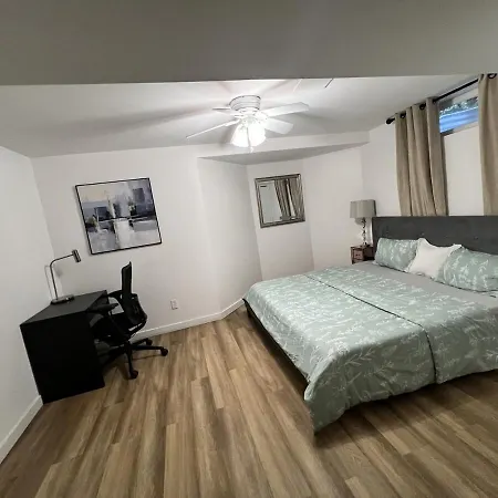 Elegant Basement In Barrhaven, Apartment
